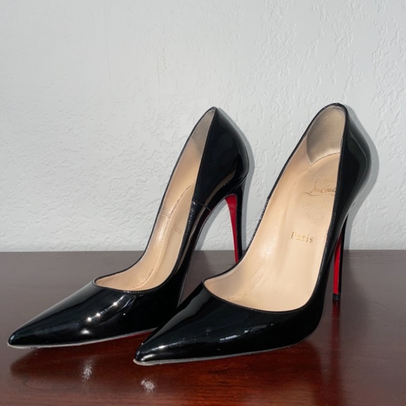 Christian Louboutin ‘So Kate’ Heel - Picture 2 of 10